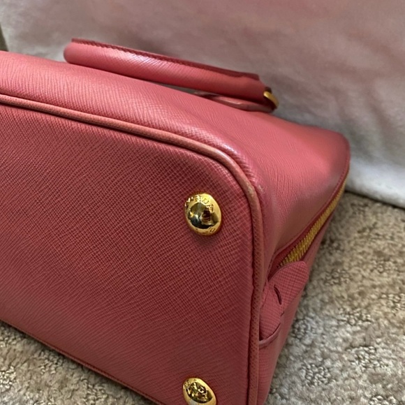 Prada Pink Promenade Crossbody Handbag - Picture 5 of 11